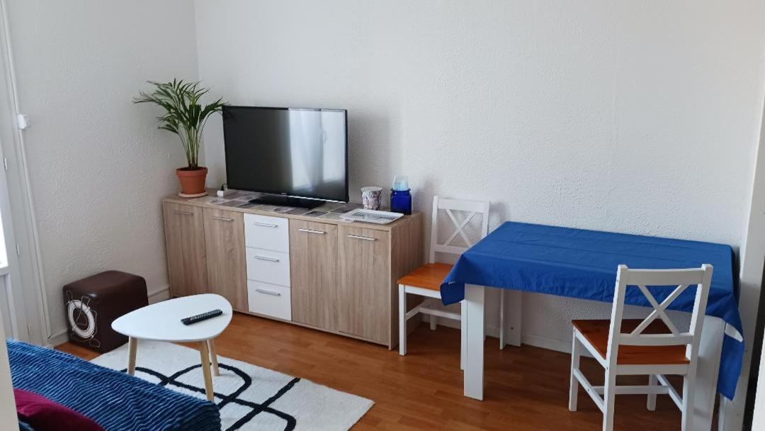 Appartement T2 Meuble Confort, Parking, Balcon,Pres Parc Des Expositions, Stades Perpignan Exterior foto